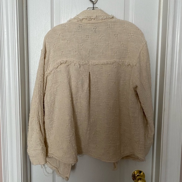 Zara STRUCTURED FRAYED OVERSHIRT - Picture 4 of 6